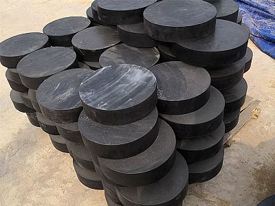 松江区板式橡胶支座由若干层橡胶片与薄钢板经加压硫化
